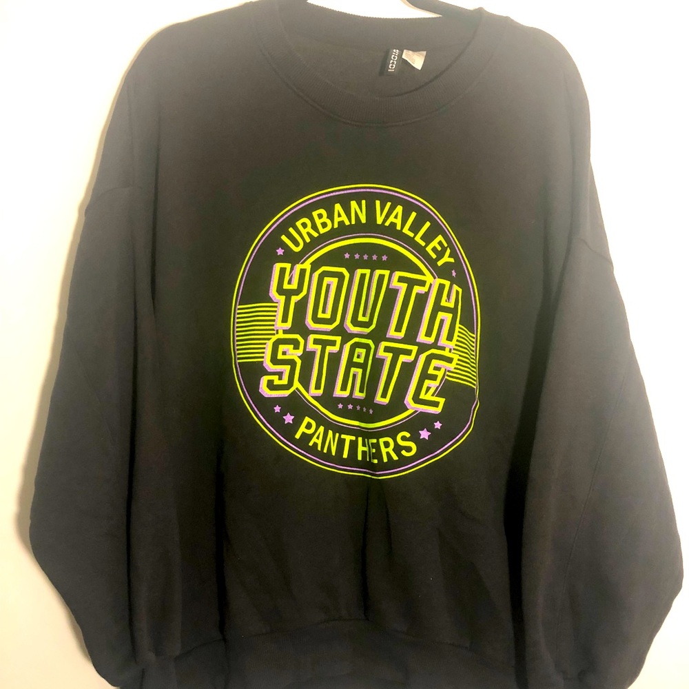 H&M Graphic Crewneck Sweatshirt